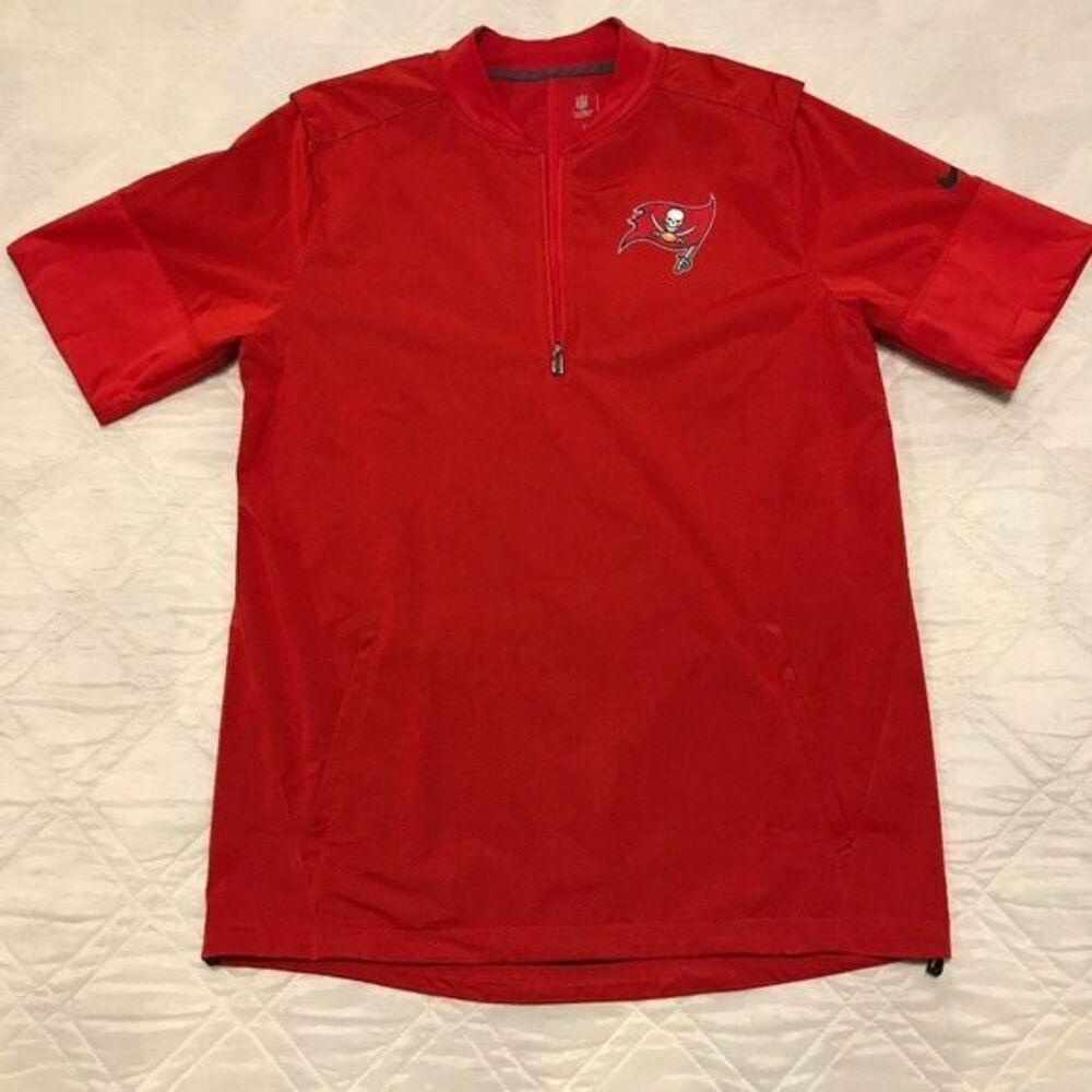 NFL Tampa Bay Buccaneers Nike onfield apparel‎ vented red shirt medium